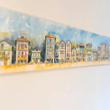 Well Located In The Old Town Apartment *