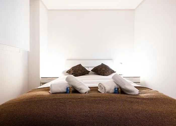 Well Located In The Old Town Hondarribia